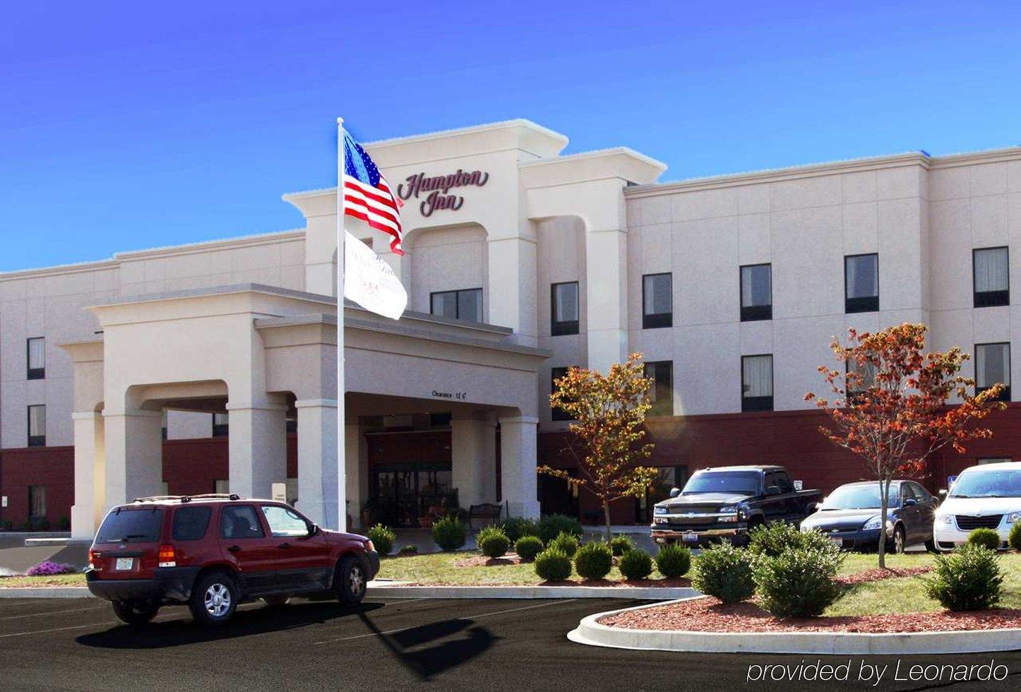Hampton Inn Maysville Exterior photo