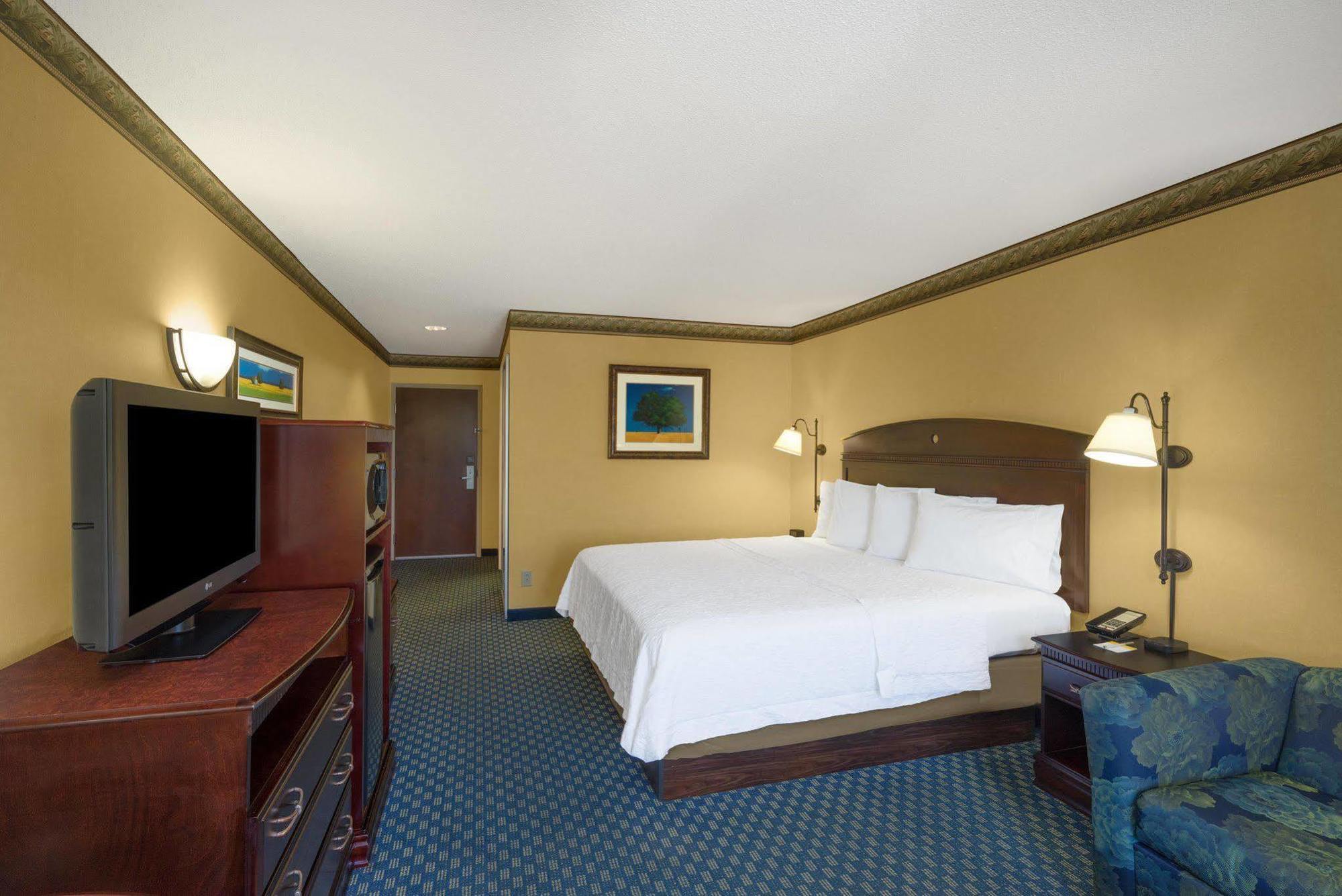 Hampton Inn Maysville Exterior photo