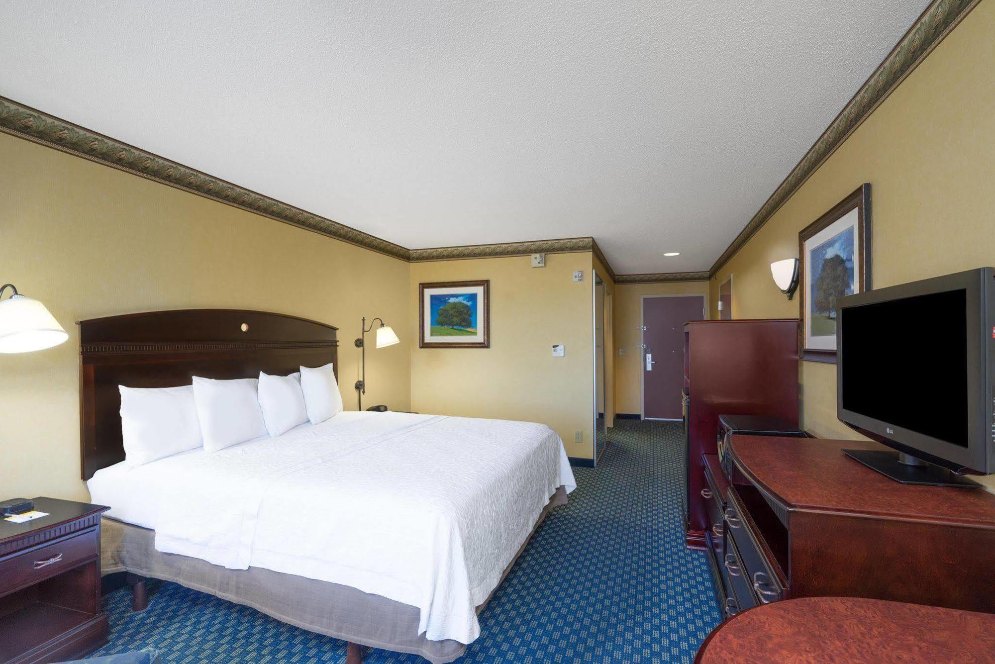 Hampton Inn Maysville Exterior photo